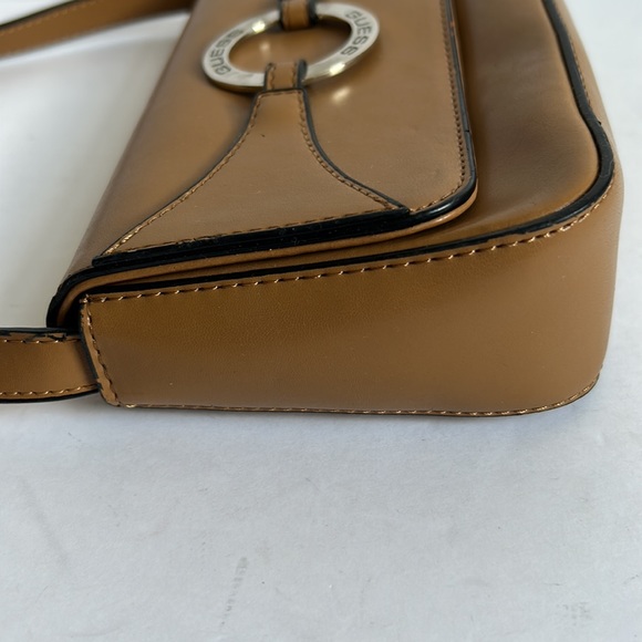 GUESS Vintage 90s Y2K Tan Flap Shoulder Bag Purse - Picture 7 of 11